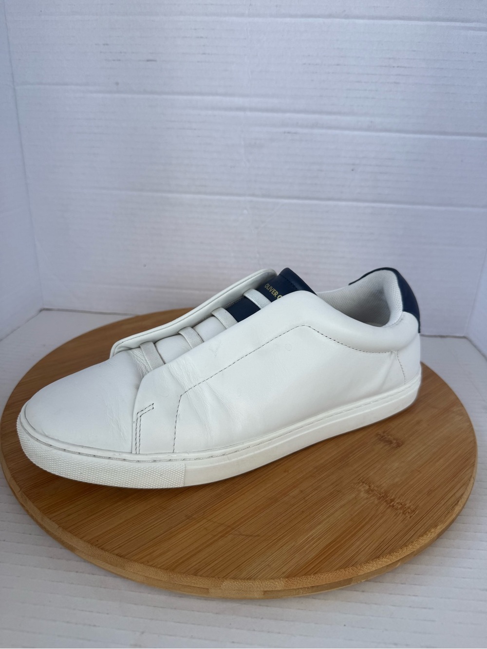 Oliver Cabell White Leather Low-Top Sneaker Mens Sz 8 Slip On with Navy Heel Tab